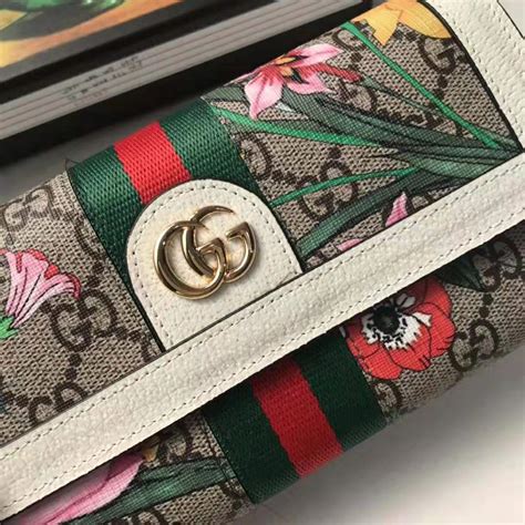 gucci wallets clearance